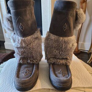Waterproof Adjustable Snowy Owl Manitobah Mukluks
